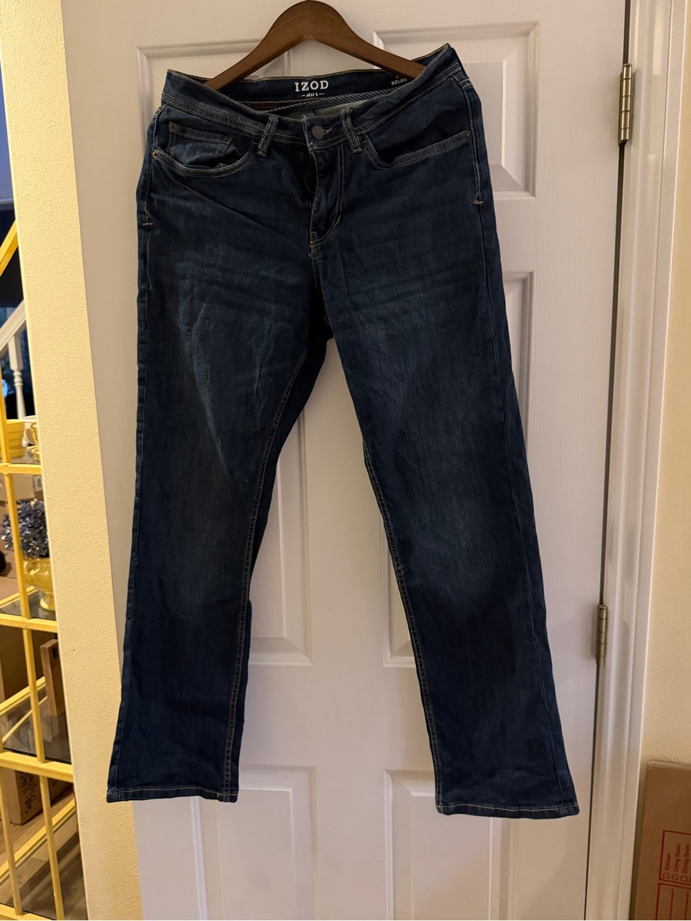 Men’s IZOD Dark Blue Straight Leg Jeans. NWOT.  30X32